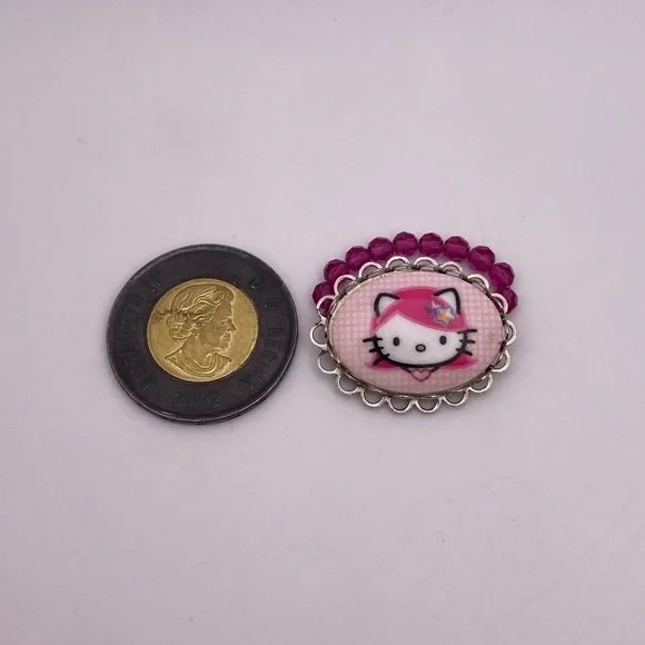 Tarina Tarantino hello kitty collaboration ring - Picture 2 of 3